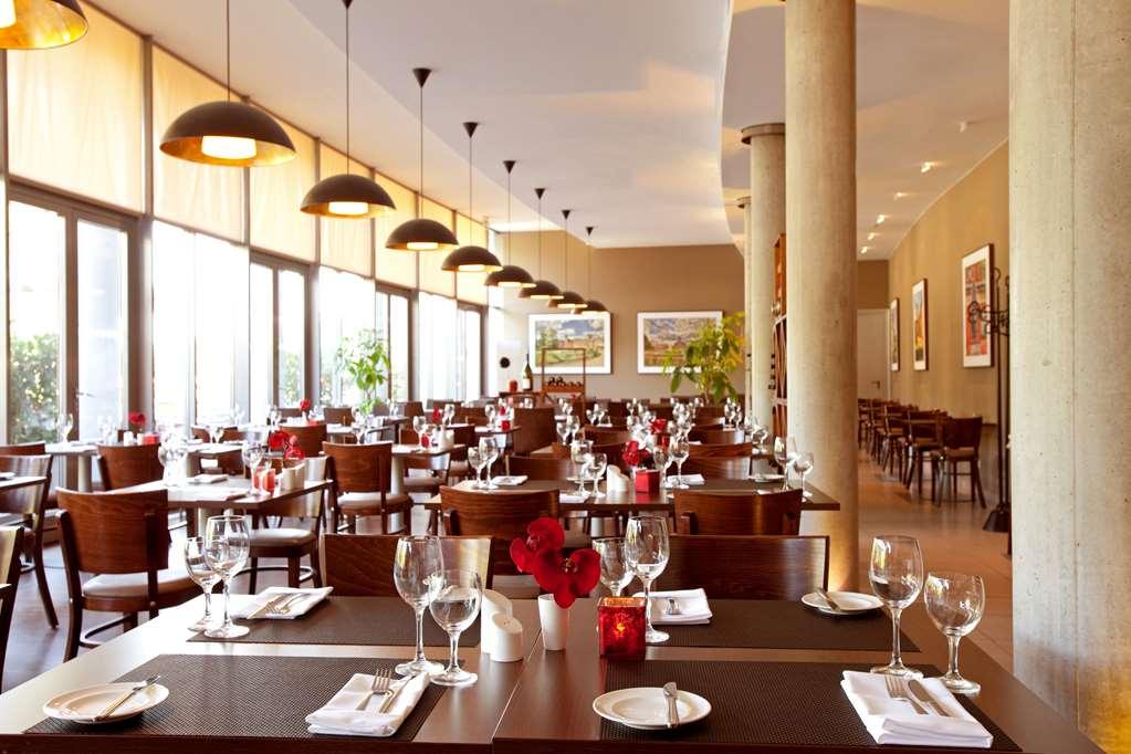Hotel am Havelufer Potsdam&Strandbar Restaurang bild