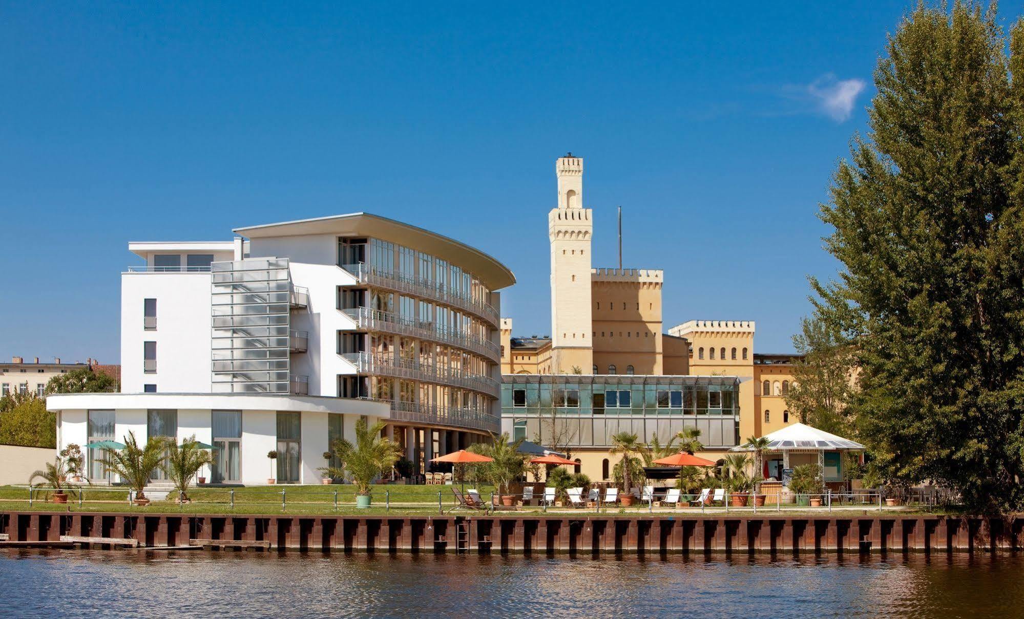 Hotel am Havelufer Potsdam&Strandbar Exteriör bild